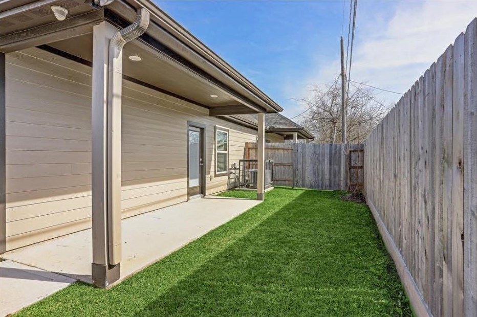 4118 Maggie St, Houston TX  77051-2736 exterior