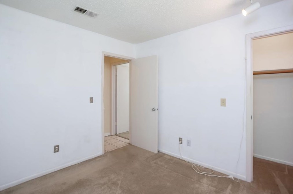 13406 Bridgepath Ln, Houston TX  77041-5892 exterior