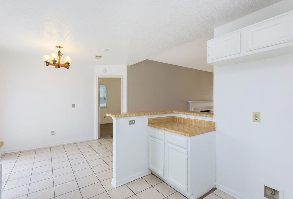 13406 Bridgepath Ln, Houston TX  77041-5892 exterior