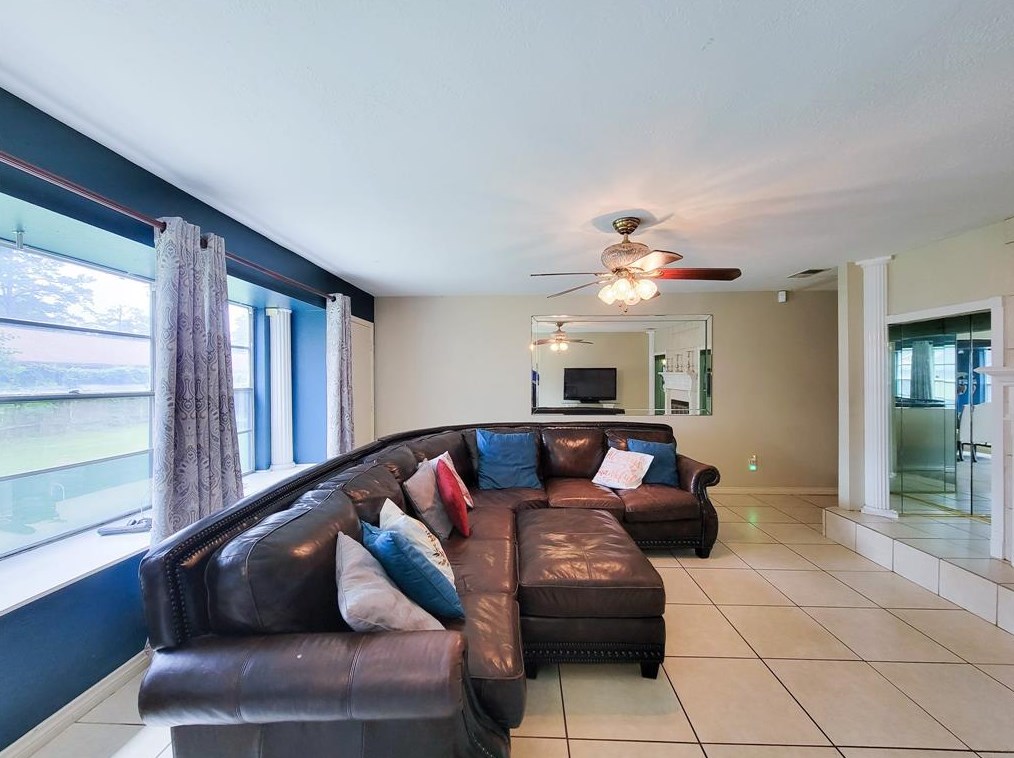 23131 Lestergate Dr, Spring TX 77373-6718 exterior