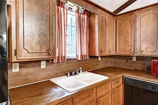 6 Hickory Hollow, Huntsville, TX 77320 - Photo 23