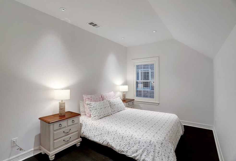 6362 Auden St, Houston TX  77005-3647 exterior