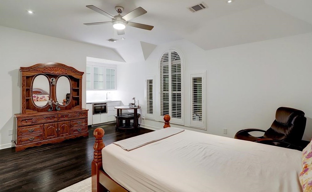 6362 Auden St, Houston TX  77005-3647 exterior