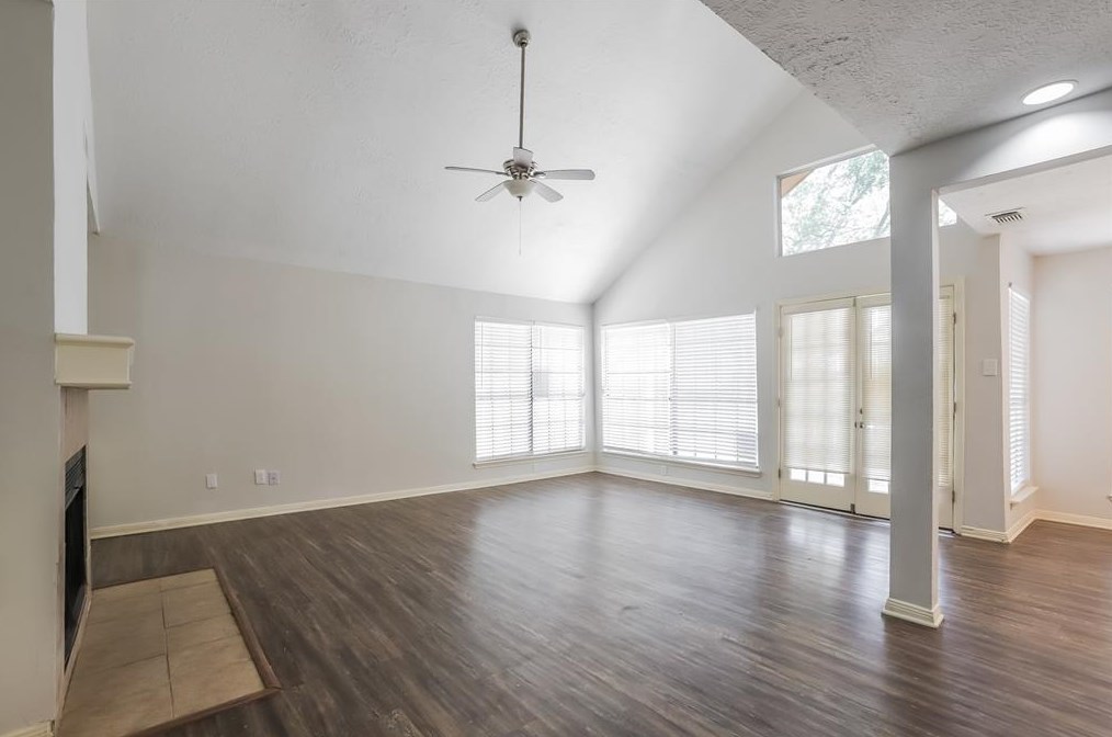 12710 Skyknoll Ln, Houston TX  77082-5330 exterior