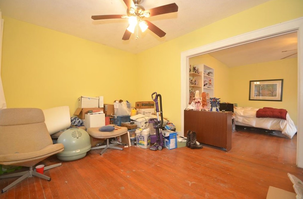 4208 Polk St, Houston TX  77023-1823 exterior