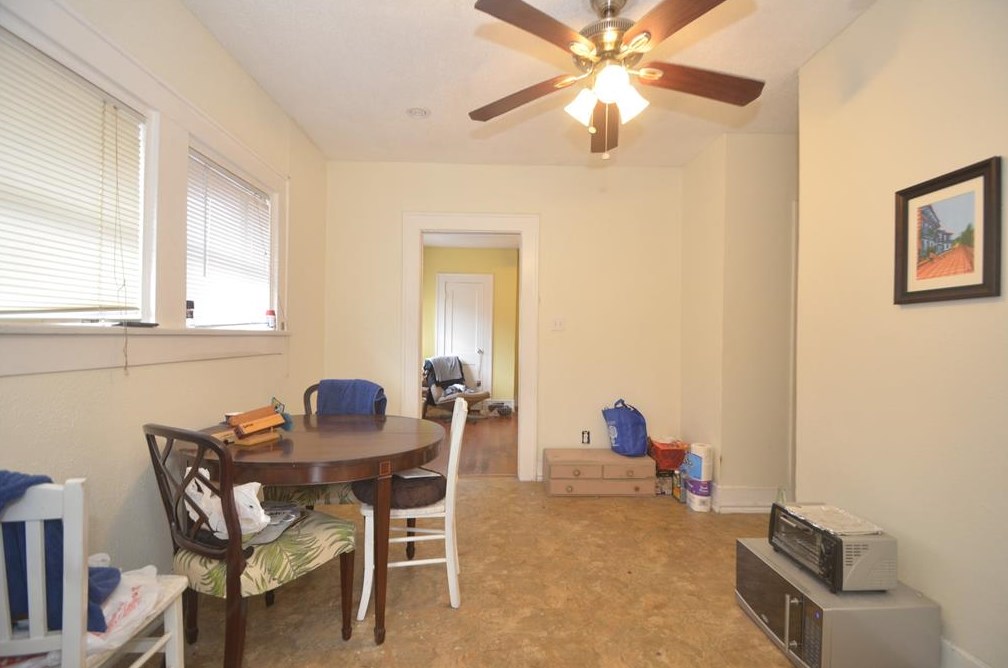 4208 Polk St, Houston TX  77023-1823 exterior
