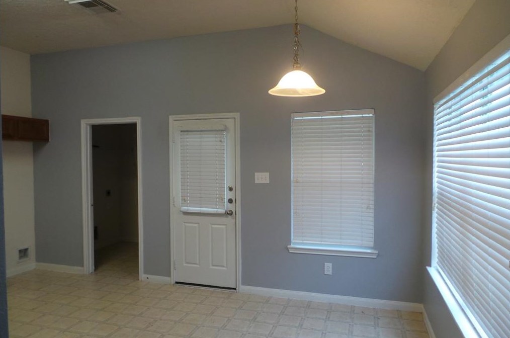 1918 Creegan Park Ct, Houston TX  77047-7520 exterior