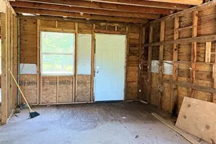 6525 Sealey St, Houston, TX 77091 - Photo 5