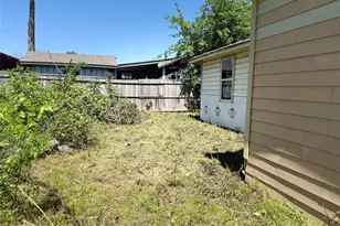 6525 Sealey St, Houston, TX 77091 - Photo 3