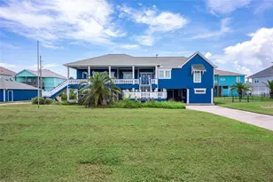973 Kenlyn Dr, Crystal Beach, TX 77650 - Photo 1