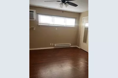 1204 Saint Joseph Street #6, Houston, TX 77023 - Photo 7