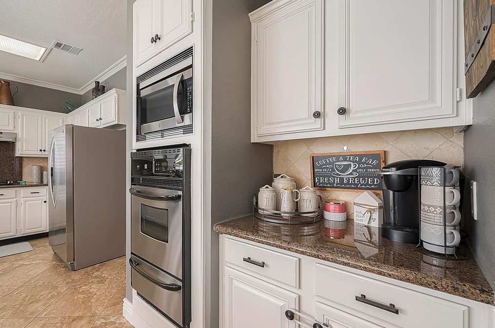 3322 Farmer Rd, Richmond TX  77406-6838 exterior