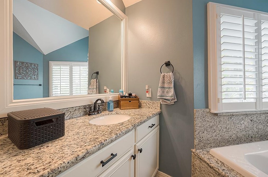 3322 Farmer Rd, Richmond TX  77406-6838 exterior