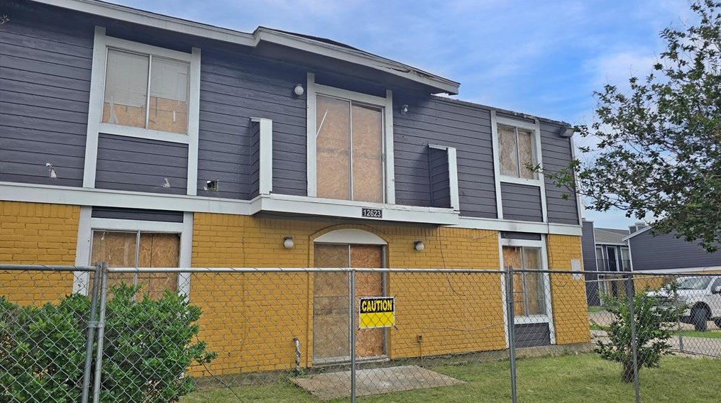 12623 Ashford Meadow Dr, Houston TX  77082-6230 exterior