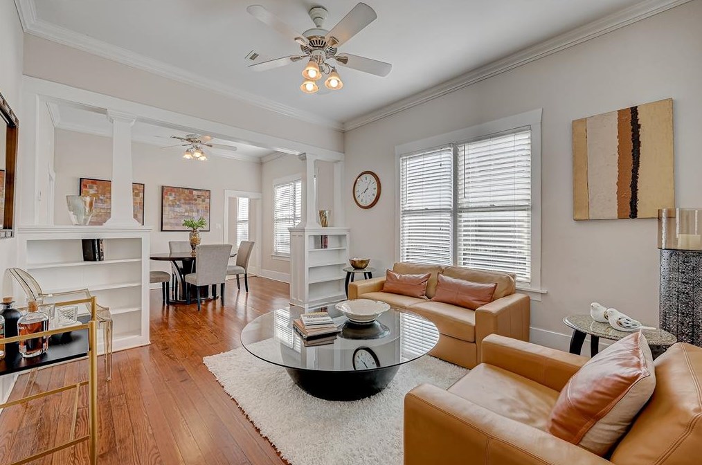 735 11th 1/2 St, Houston TX  77008-7115 exterior
