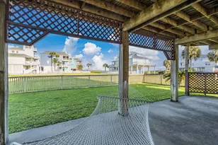 4119 Courageous Ln, Galveston, TX 77554 - Photo 7