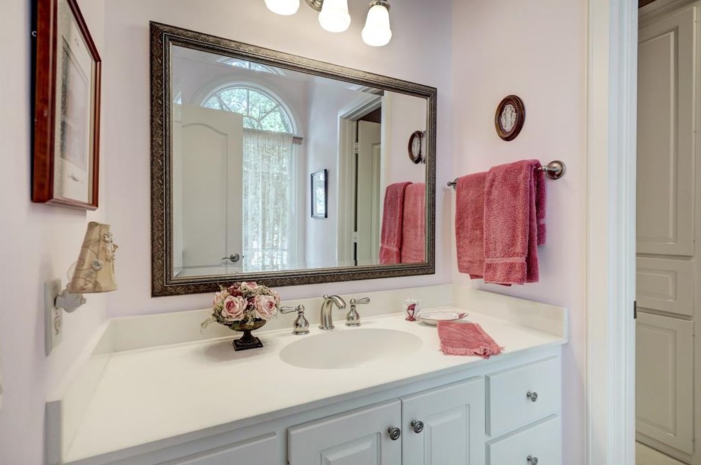 3115 Pittsburgh St, Houston TX 77005-3844 exterior