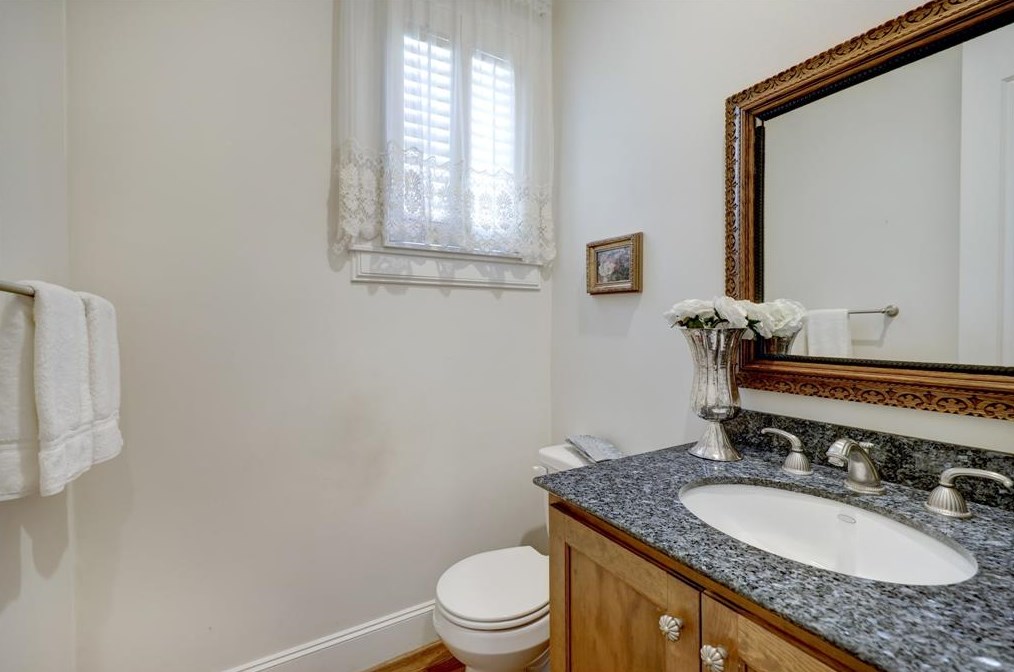 3115 Pittsburgh St, Houston TX 77005-3844 exterior