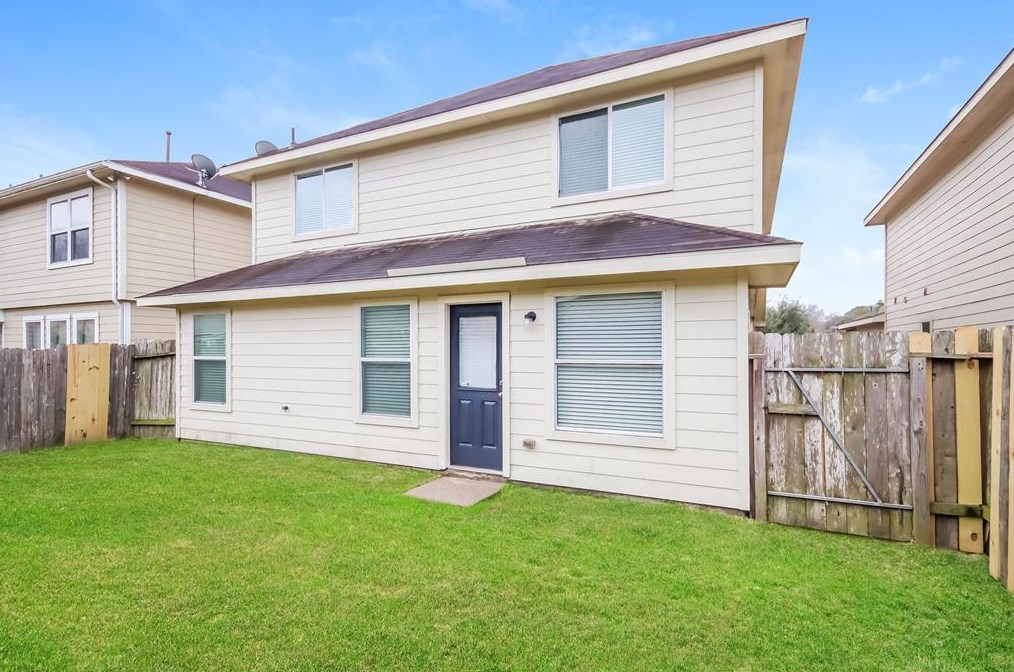 4315 Almeda Meadows Dr, Houston TX  77048-5584 exterior