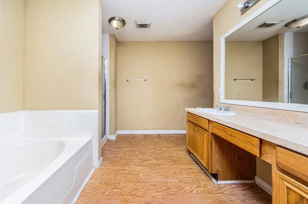 7823 Summer Pl Dr, Humble TX 77338-1819 exterior