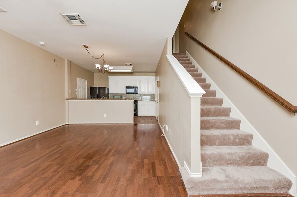 1625 Oneil St, Houston TX  77019-5431 exterior