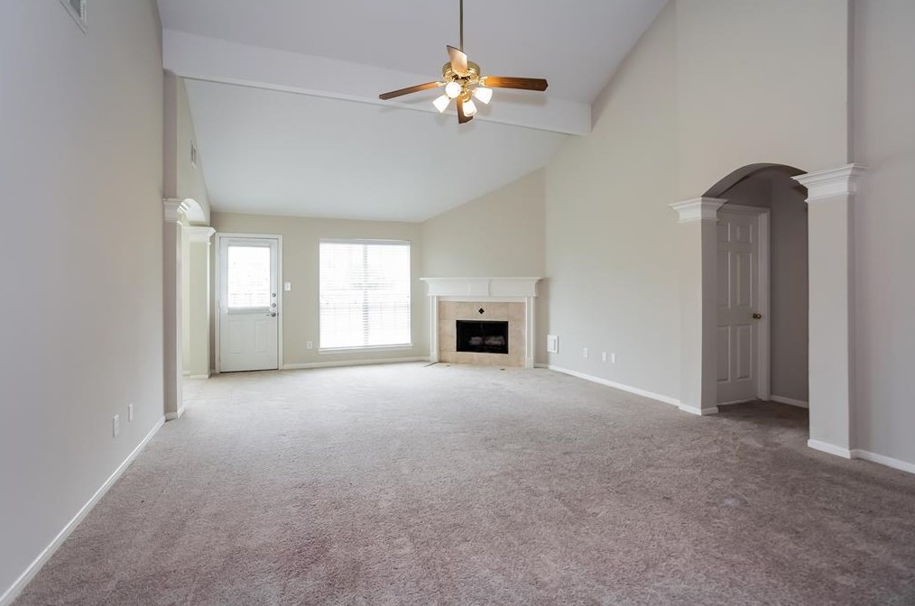 14903 Sawtooth Oak Dr, Houston TX  77082-2998 exterior