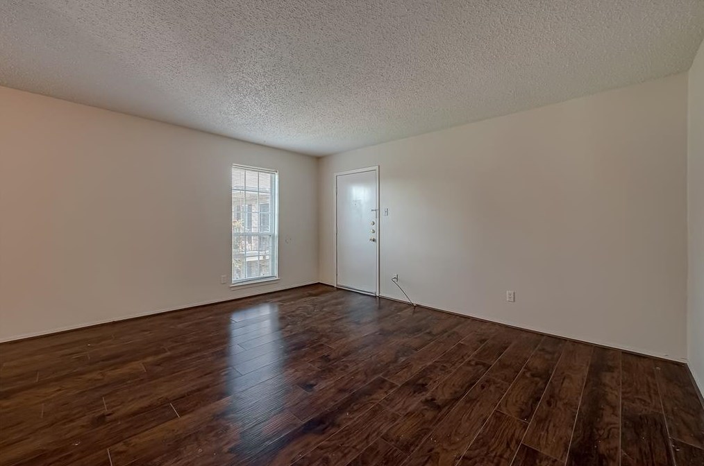 6410 Del Monte Dr, Houston TX  77057-3350 exterior