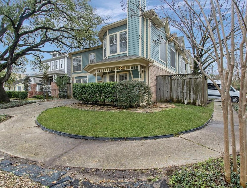 540 Merrill St, Houston TX  77009-6204 exterior