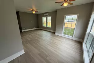 3614 Boone, Damon, TX 77430 - Photo 5