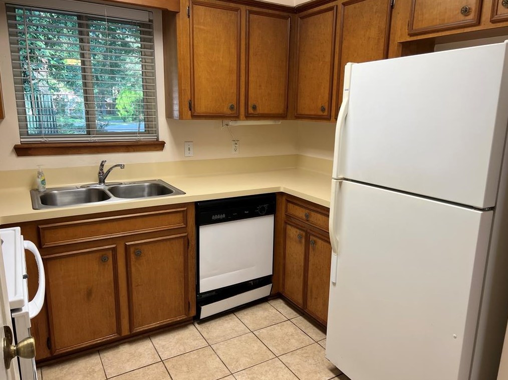 99 Trummel Ct, Spring TX  77381-3525 exterior