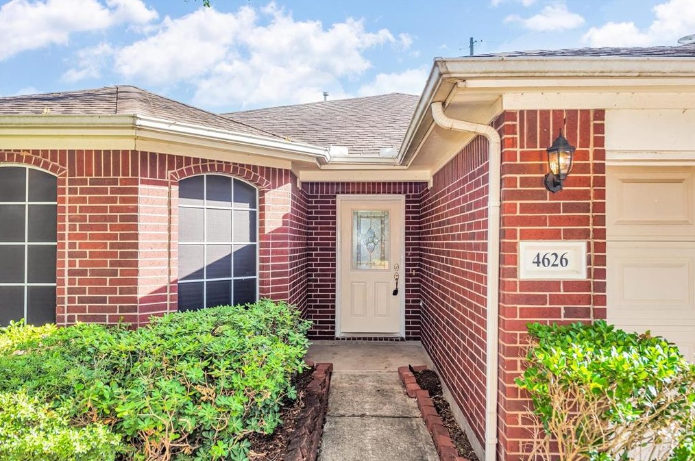 4626 Sonora Creek Ln, Spring TX  77388-5285 exterior