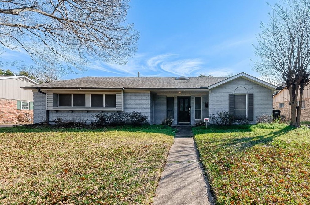 8327 Sharpcrest St, Houston TX  77036-6307 exterior