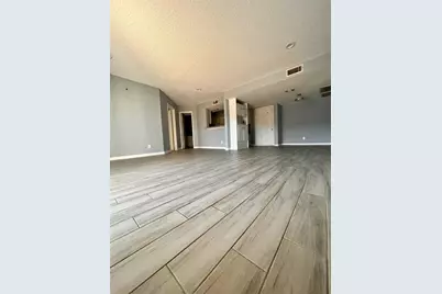 2830 S Bartell Street #210, Houston, TX 77054 - Photo 5