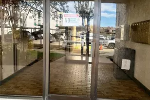 2830 S Bartell St, Houston, TX 77054 - Photo 3