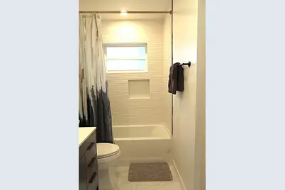 10803 Chimney Rock Road, Houston, TX 77096 - Photo 21