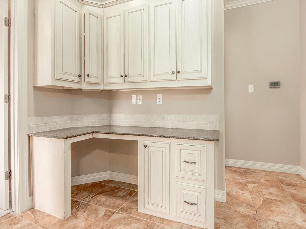 5805 Lexington Cir, Beaumont, TX 77657