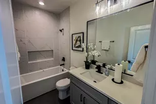 810 S Colbert St, Dayton, TX 77535 - Photo 9