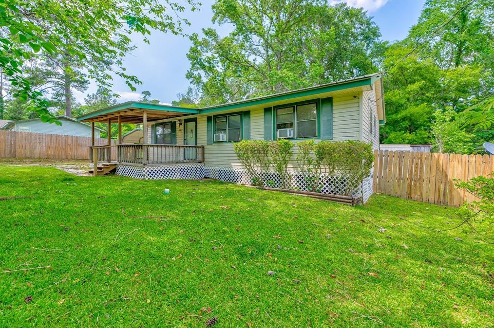 512 Stewart St, Beech Grove TX  75951-2737 exterior