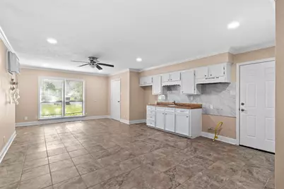 4201 Sevan Street, Bacliff, TX 77518 - Photo 17