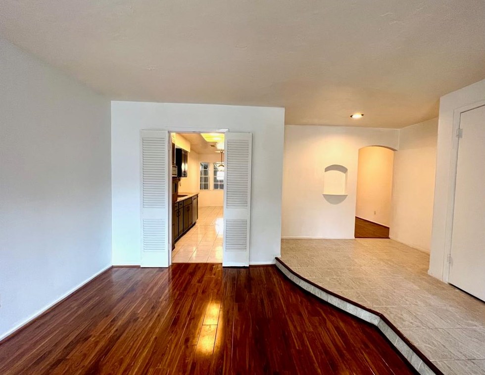 9266 Theysen Dr, Houston TX  77080-2900 exterior