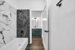 7430 Avenue E, Beasley, TX 77417 - Photo 17