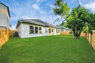 7430 Avenue E, Beasley, TX 77417 - Photo 11