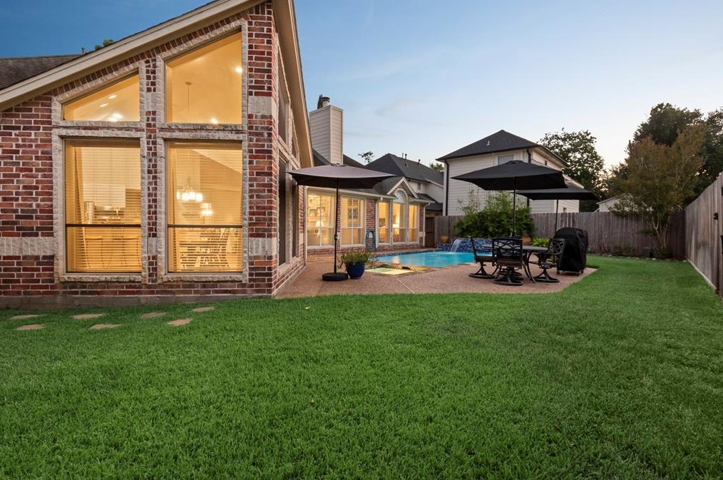 14926 Inverrary Dr, Houston TX  77095-2805 exterior