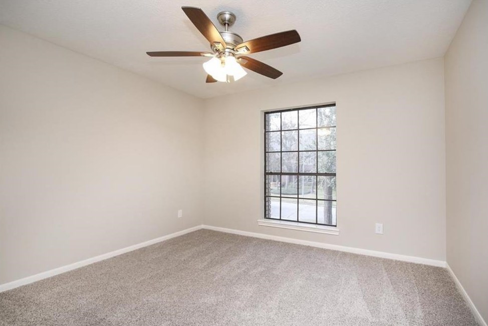 6111 Hampton Way Ct, Spring TX 77389-4903 exterior