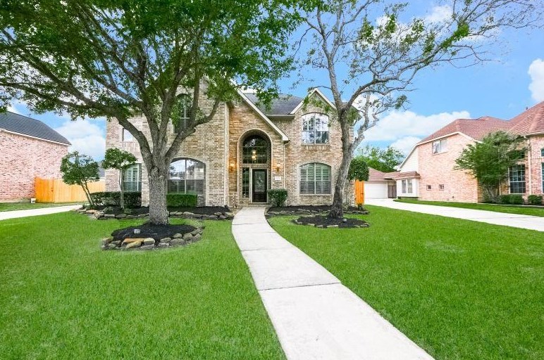 15614 Stone Gables Ln, Houston TX  77044-5367 exterior