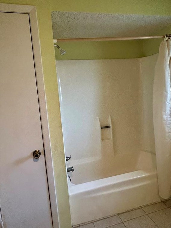 11103 Bellerive Dr, Houston TX  77072-1406 exterior