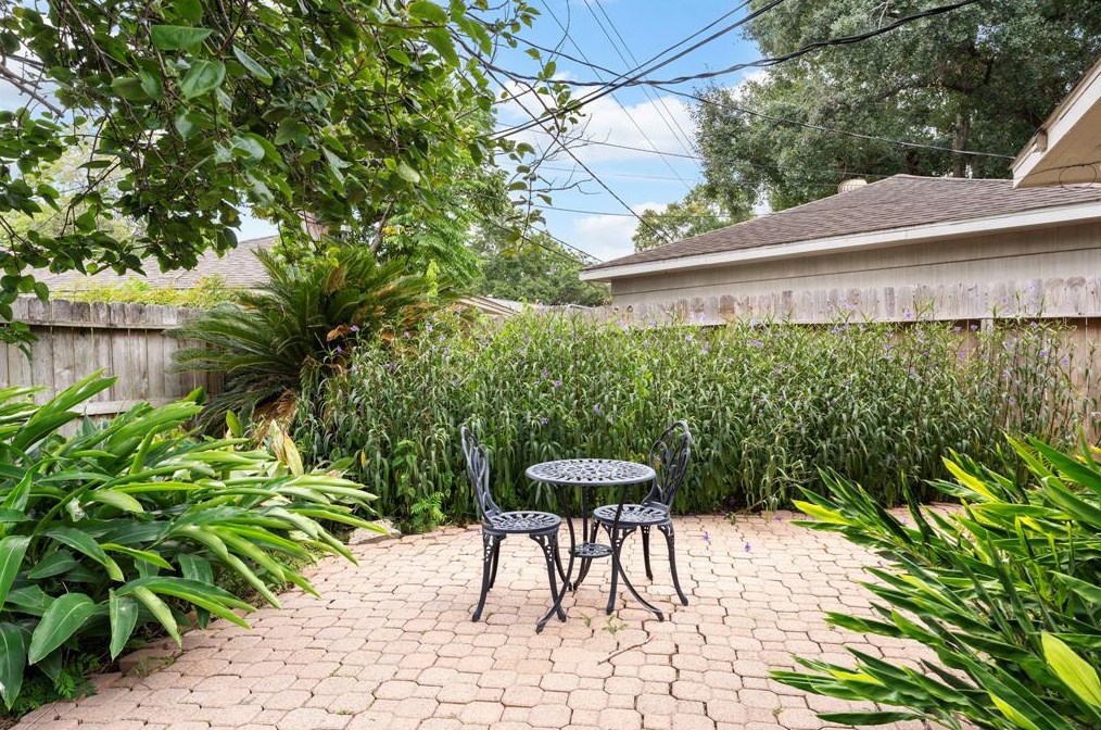 5458 Jackwood, Houston TX  77096-1108 exterior