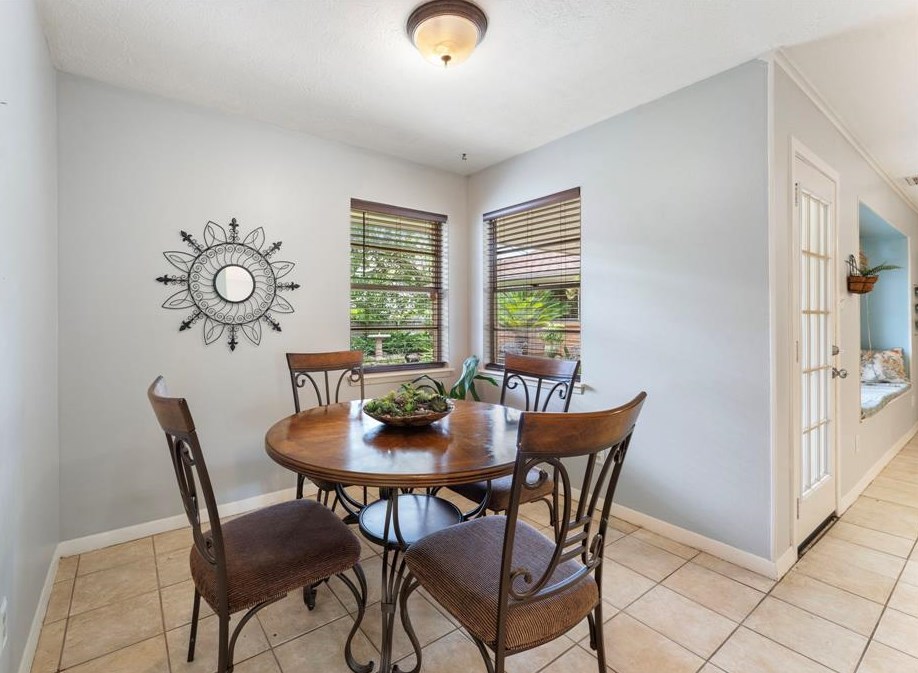 5458 Jackwood, Houston TX  77096-1108 exterior