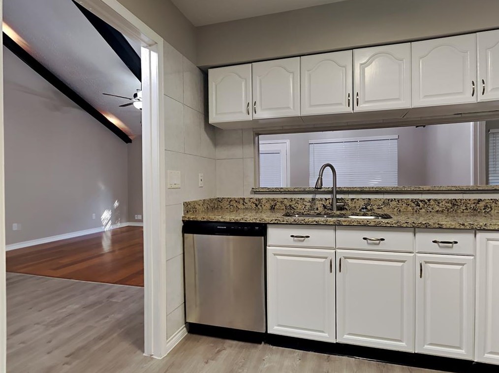 4607 Rivertree Ln, Spring TX  77388-4330 exterior