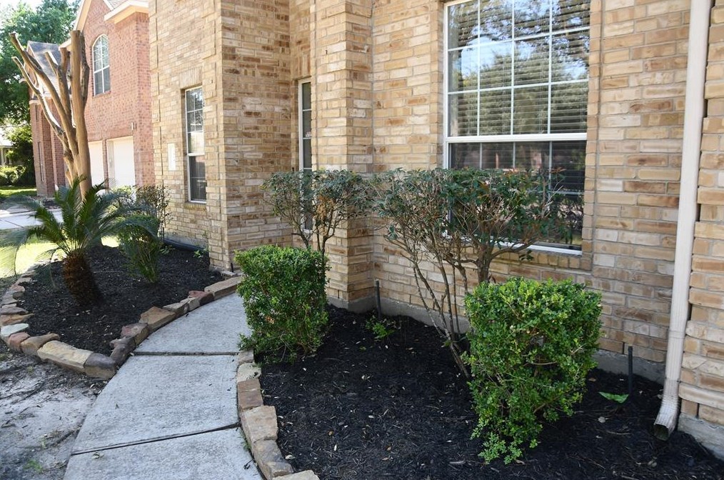 24507 Durham Trace Dr, Spring TX  77373-4998 exterior